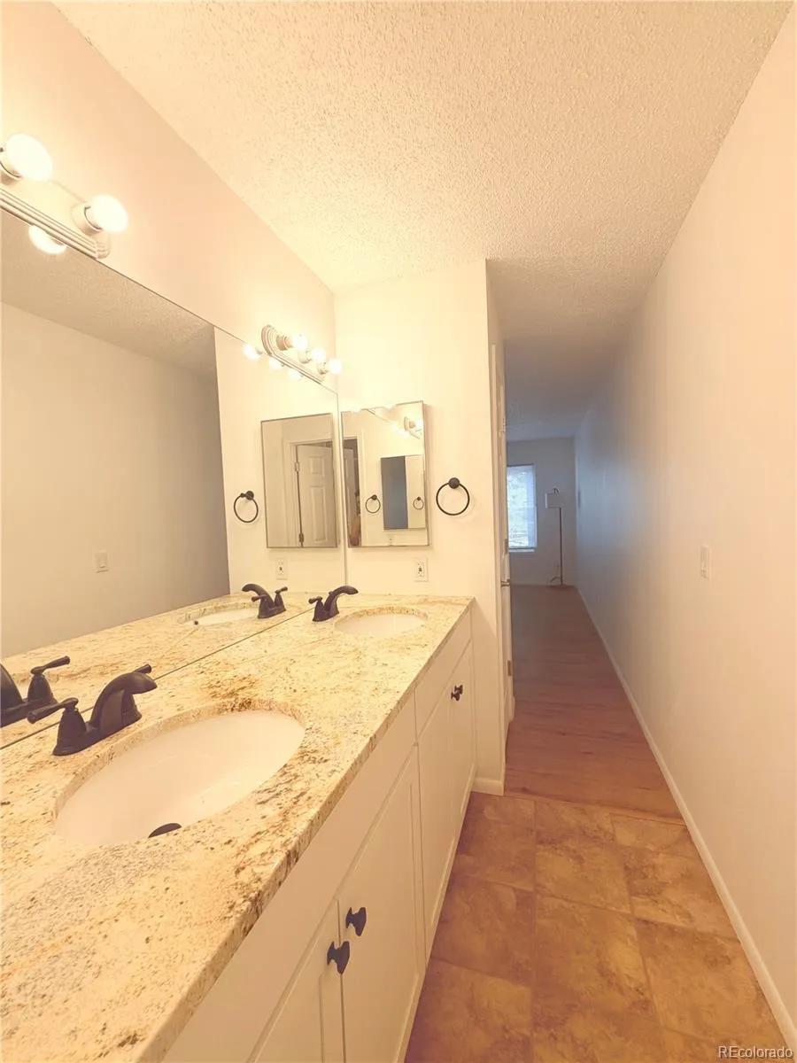 6475 S Dayton Street #102 Englewood, CO 80111