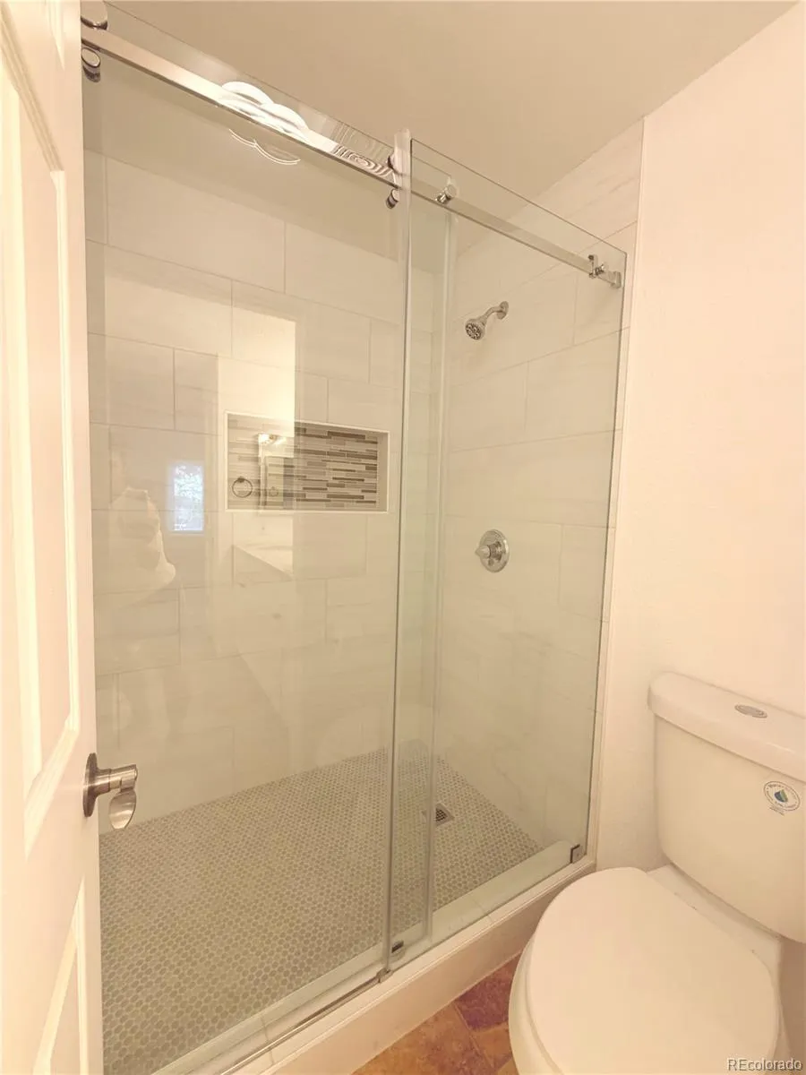 6475 S Dayton Street #102 Englewood, CO 80111