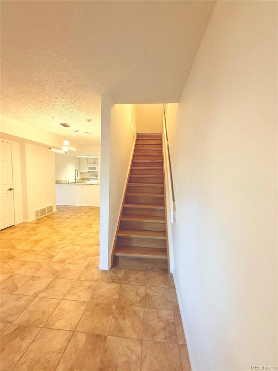 6475 S Dayton Street #102 Englewood, CO 80111