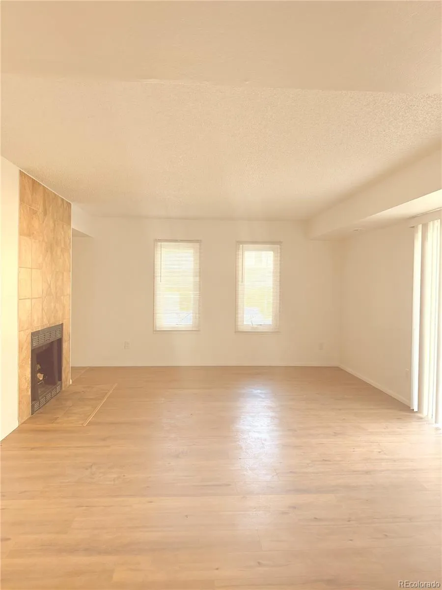 6475 S Dayton Street #102 Englewood, CO 80111