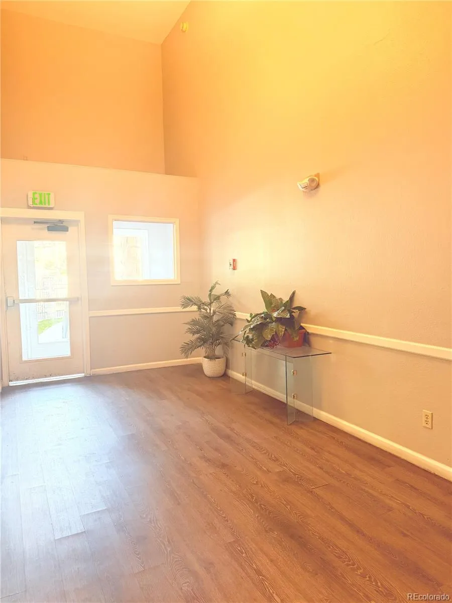 6475 S Dayton Street #102 Englewood, CO 80111