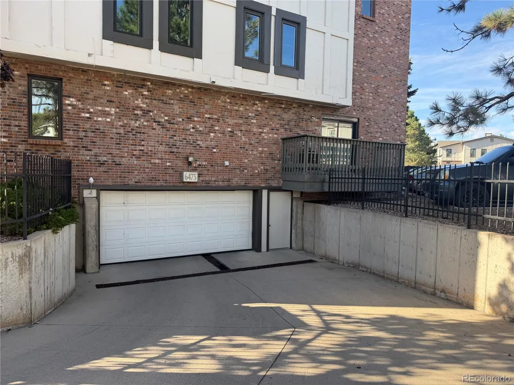 6475 S Dayton Street #102 Englewood, CO 80111