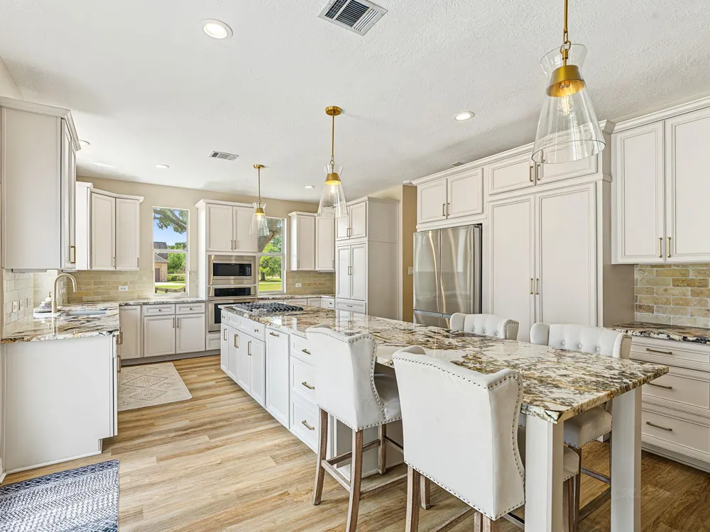 4002 Wentworth Drive Fulshear, TX 77441