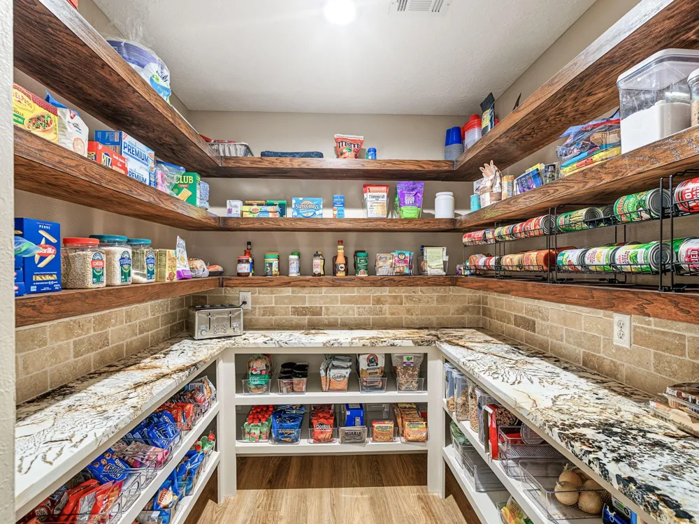 4002 Wentworth Drive Fulshear, TX 77441
