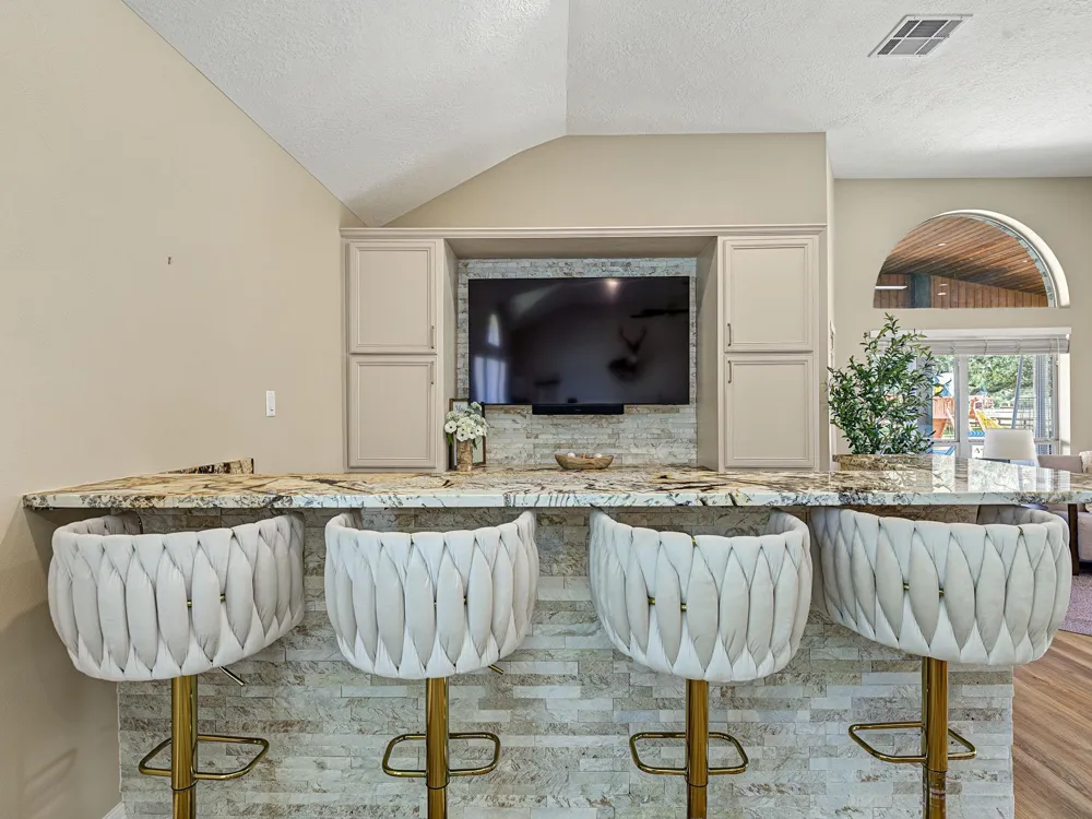 4002 Wentworth Drive Fulshear, TX 77441