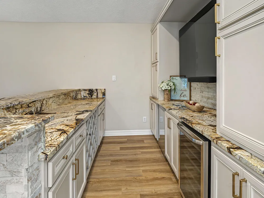 4002 Wentworth Drive Fulshear, TX 77441
