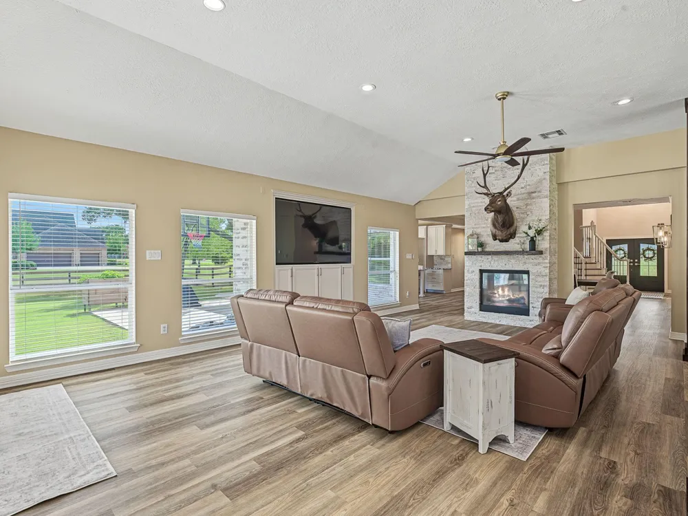4002 Wentworth Drive Fulshear, TX 77441