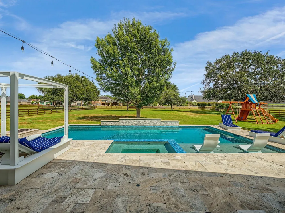 4002 Wentworth Drive Fulshear, TX 77441
