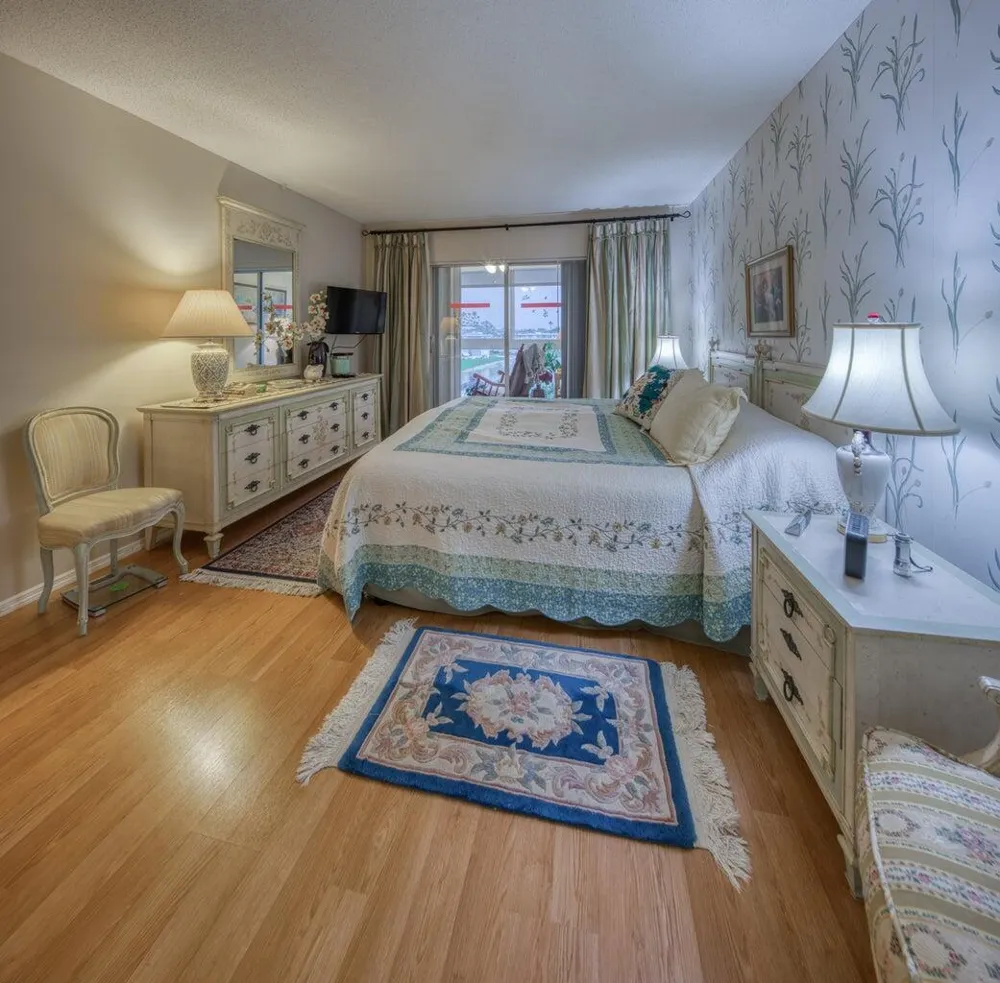 2728 GARDEN DRIVE #413 Lake Worth, FL 33461