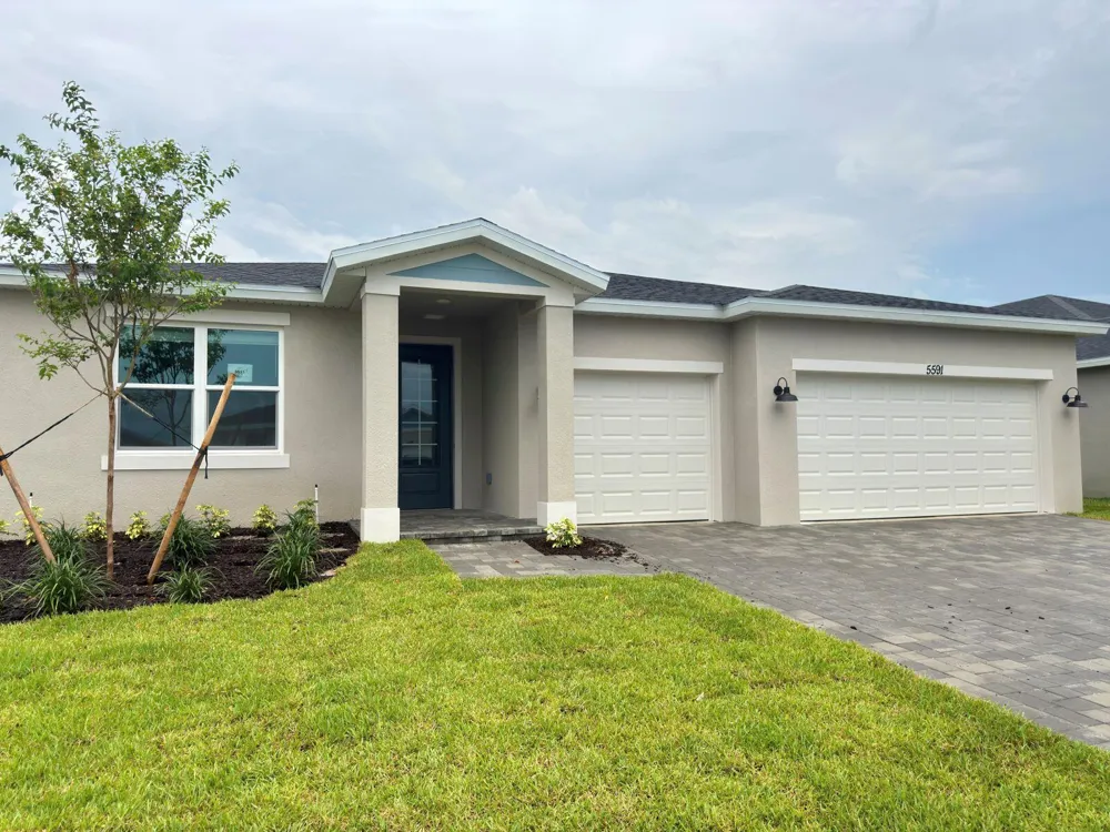 5591 Hampton Park Circle Vero Beach, FL 32966