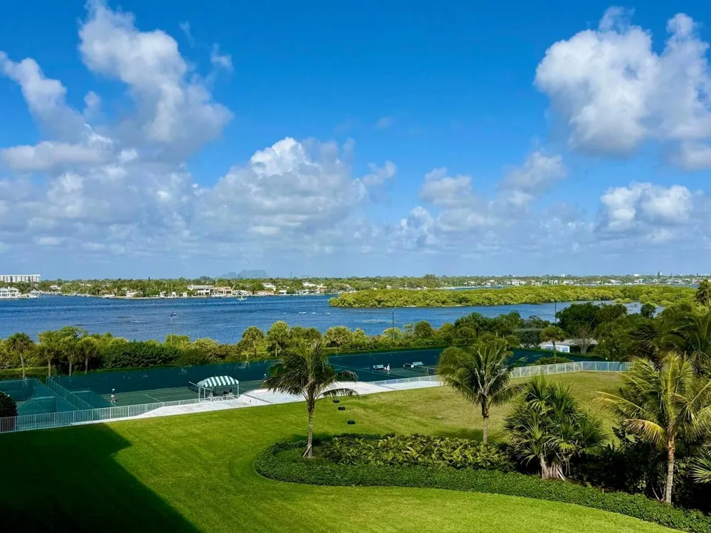 2100 S Ocean Boulevard #402 Palm Beach, FL 33480
