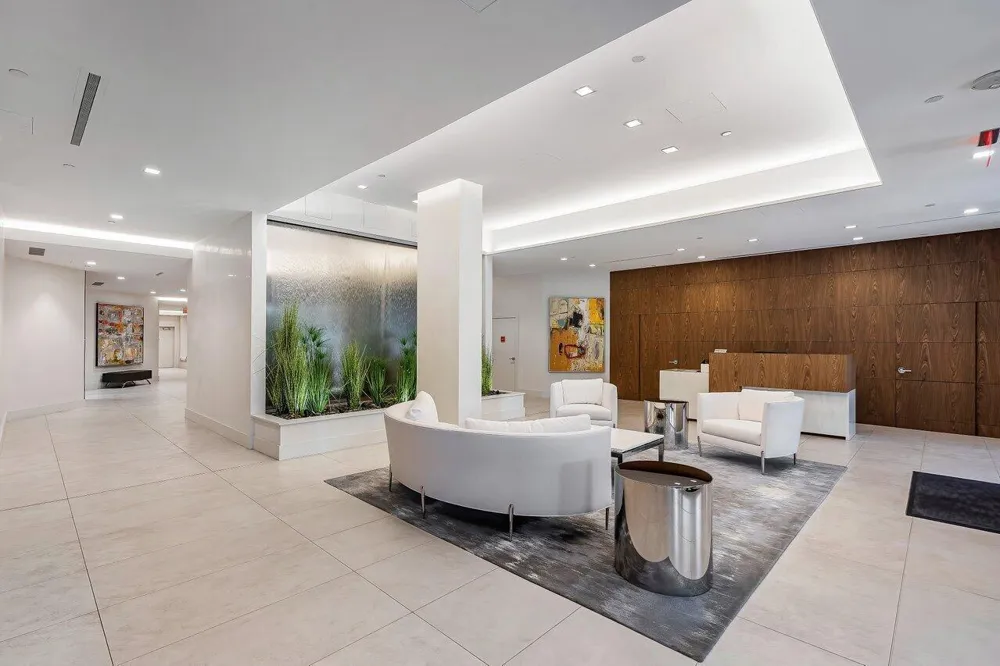 2100 S Ocean Boulevard #402 Palm Beach, FL 33480