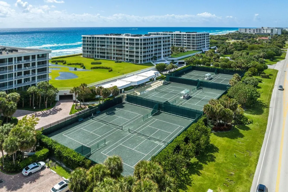 2100 S Ocean Boulevard #402 Palm Beach, FL 33480