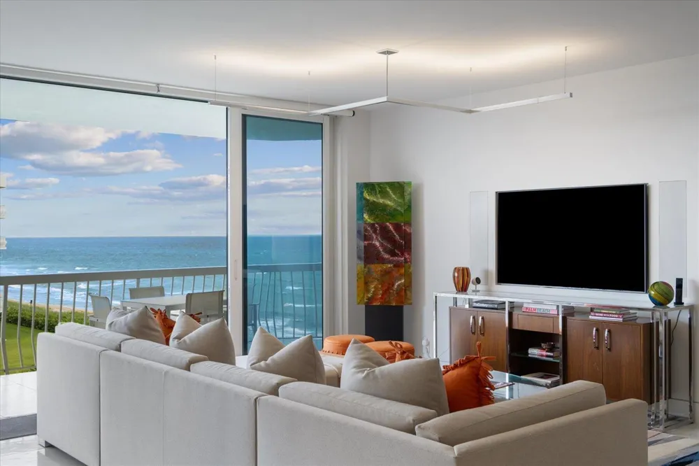 2100 S Ocean Boulevard #402 Palm Beach, FL 33480