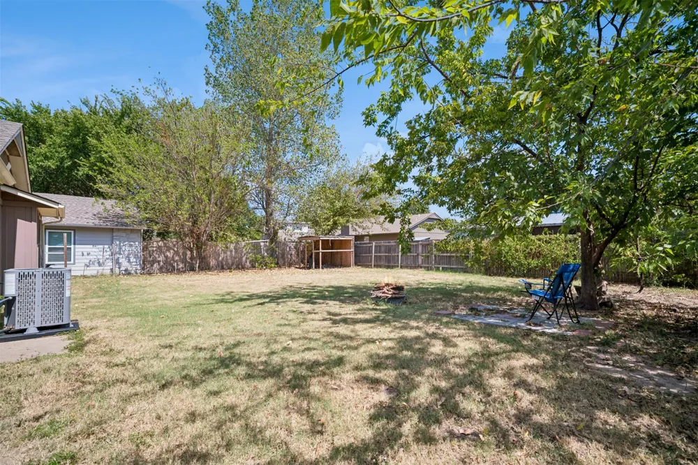 1917 Desert Palm Avenue Broken Arrow, OK 74012