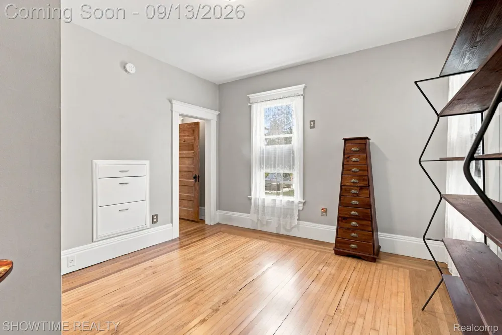 1513 Saint Clair Boulevard Algonac City, MI 48001