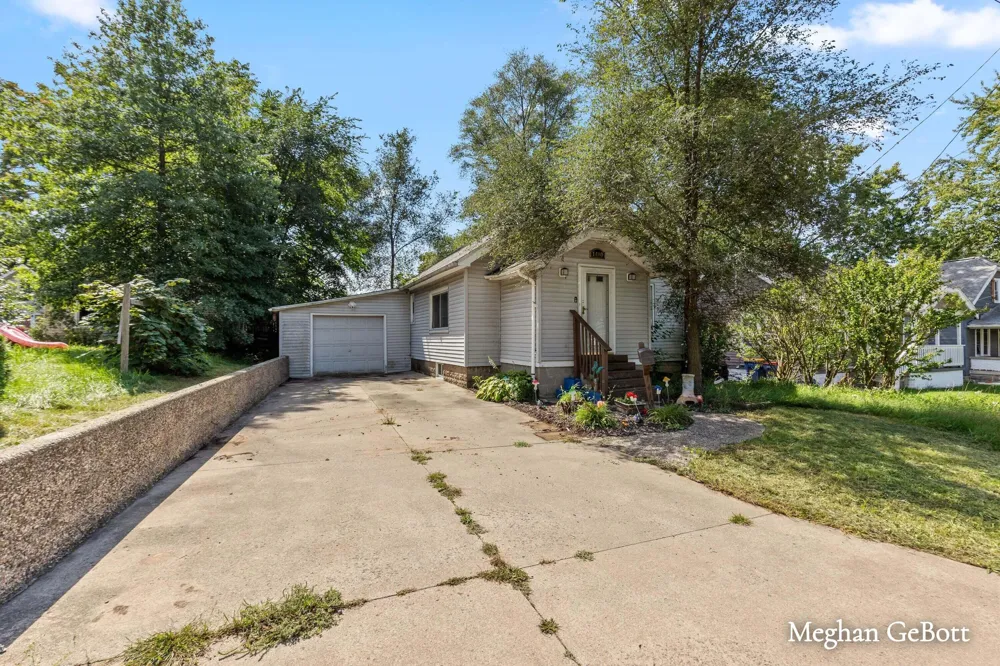 1410 Walnut Street NE Grand Rapids City, MI 49503