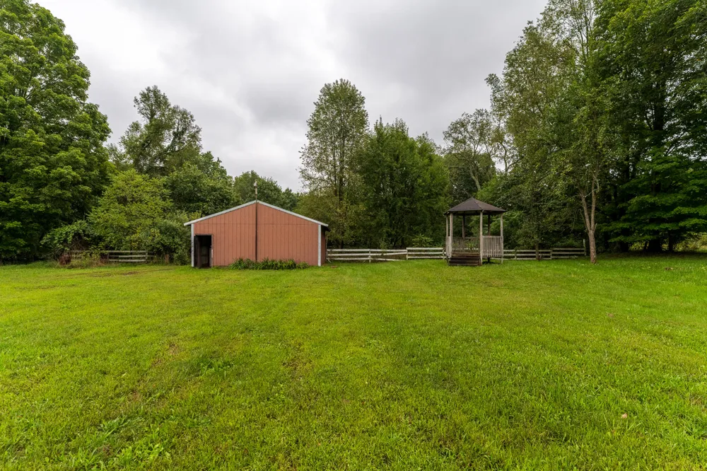 7400 Riverview Drive Cooper Charter Township, MI 49004