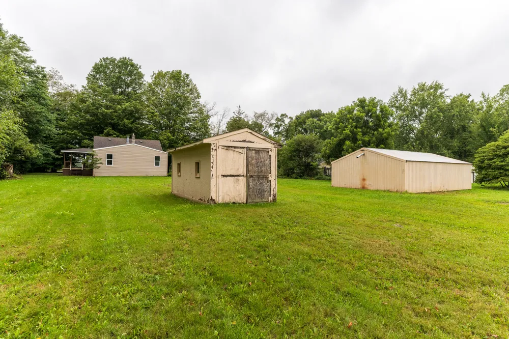 7400 Riverview Drive Cooper Charter Township, MI 49004
