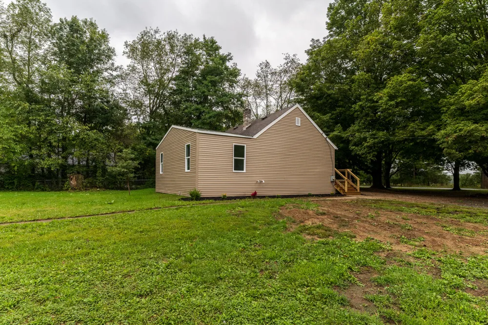 7400 Riverview Drive Cooper Charter Township, MI 49004