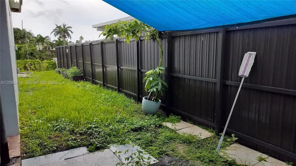 11260 SW 57th Ter Miami, FL 33173