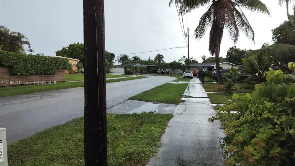 11260 SW 57th Ter Miami, FL 33173