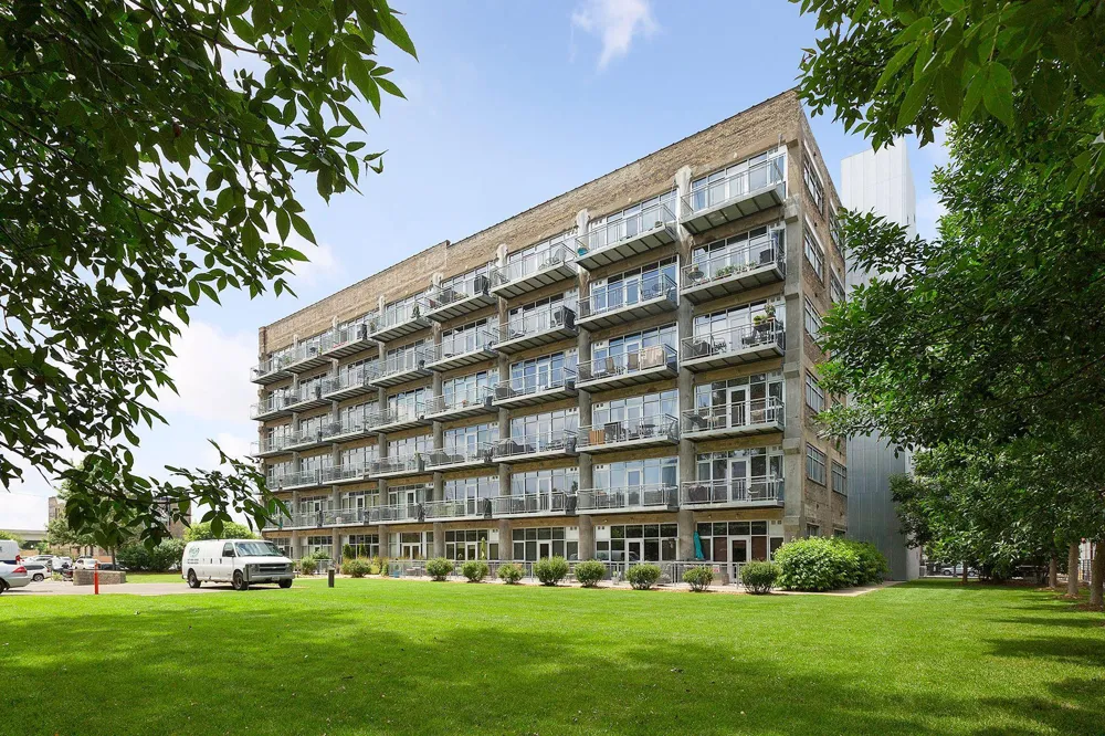 748 3rd Street #600 Minneapolis, MN 55401