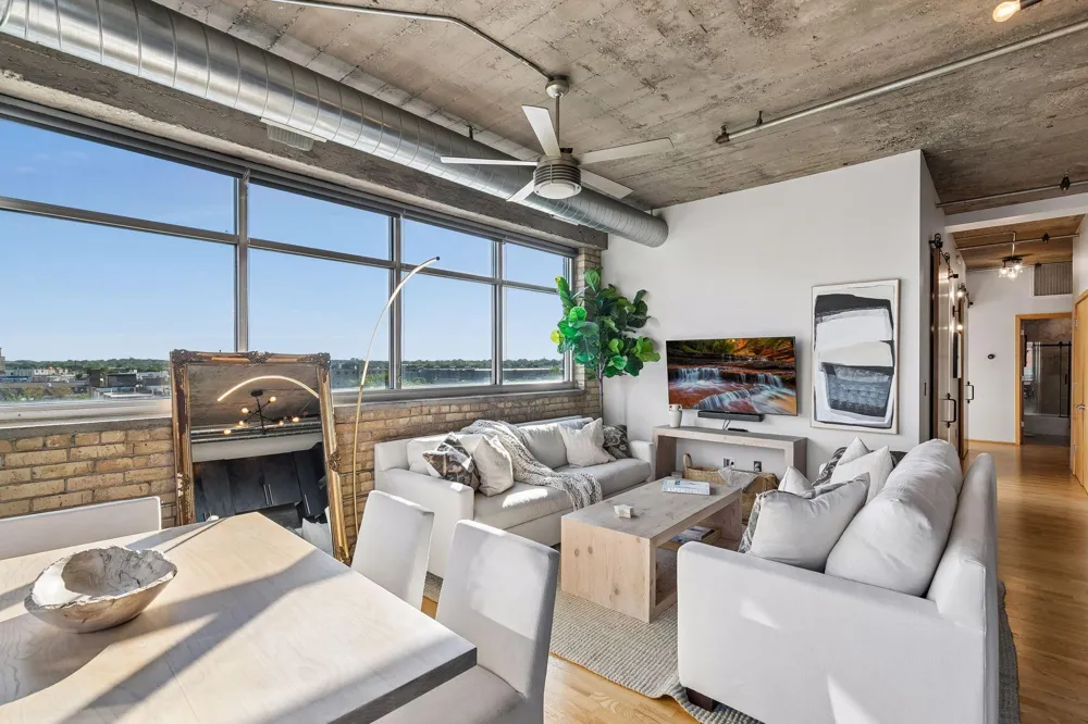 748 3rd Street #600 Minneapolis, MN 55401