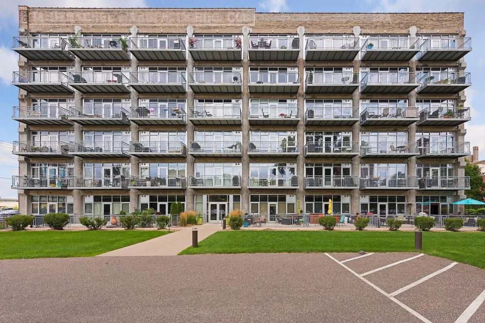 748 3rd Street #600 Minneapolis, MN 55401