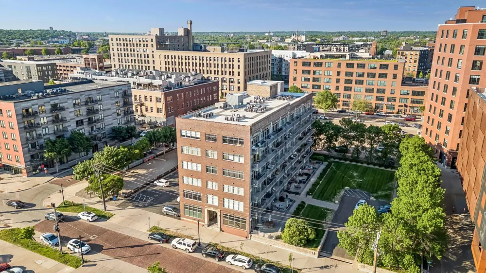 748 3rd Street #600 Minneapolis, MN 55401