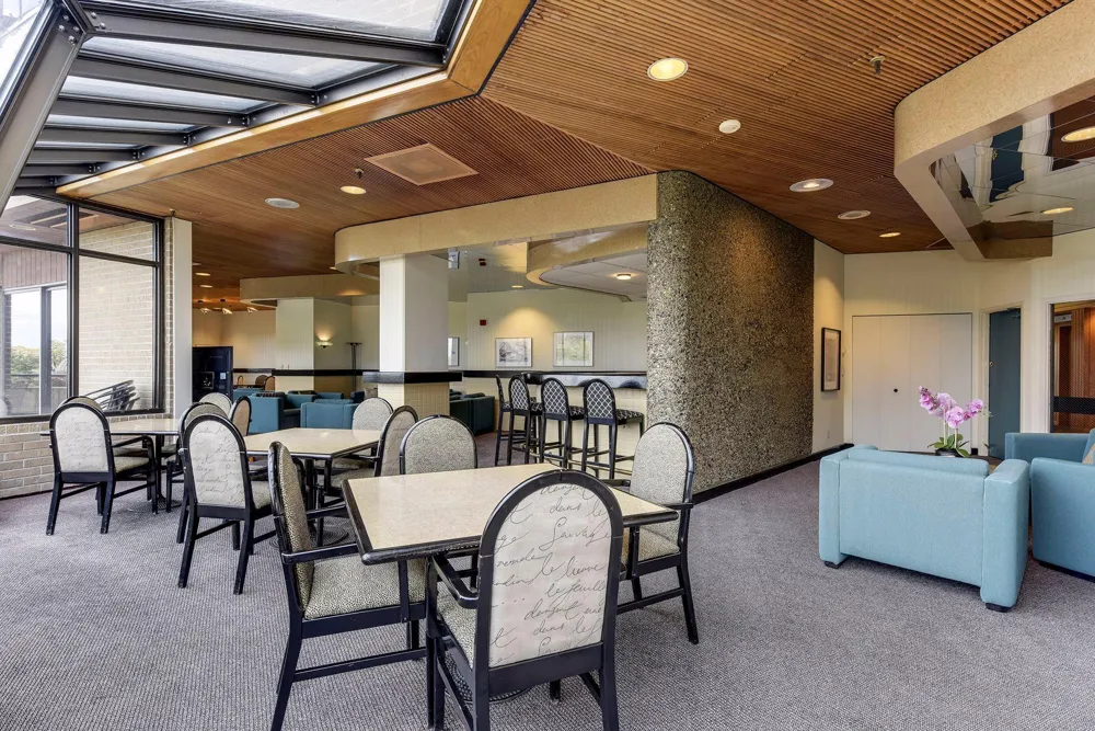 2950 Dean Parkway #1805 Minneapolis, MN 55416