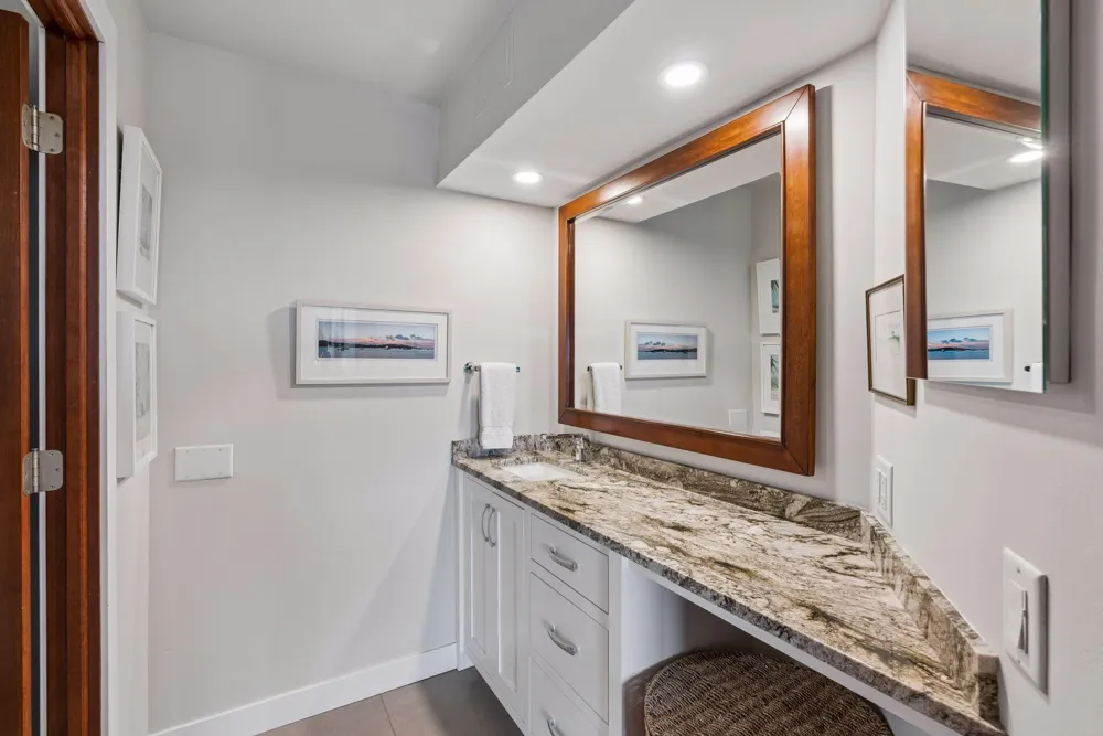 2950 Dean Parkway #1805 Minneapolis, MN 55416