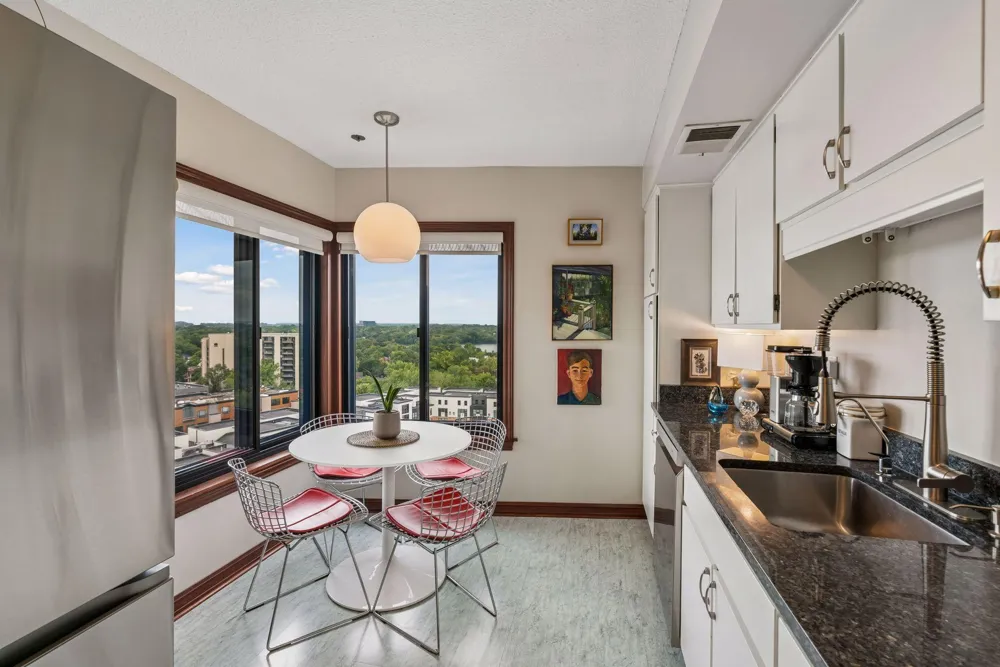 2950 Dean Parkway #1805 Minneapolis, MN 55416