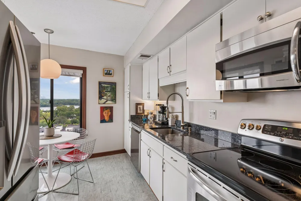 2950 Dean Parkway #1805 Minneapolis, MN 55416