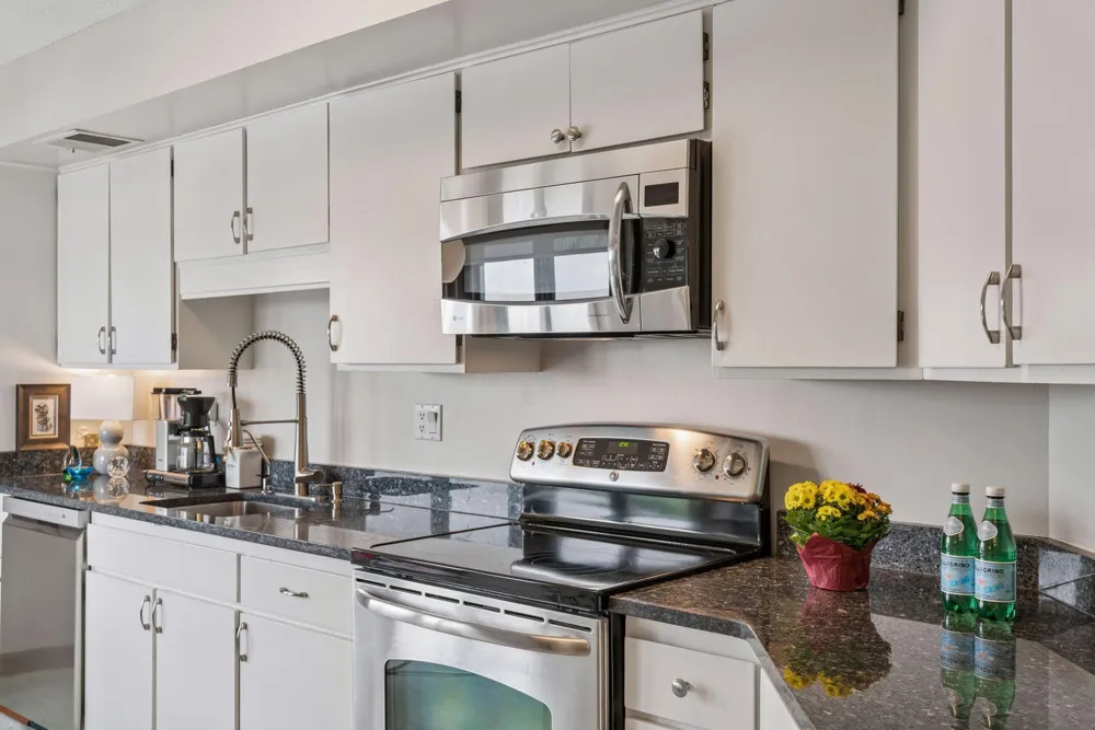 2950 Dean Parkway #1805 Minneapolis, MN 55416