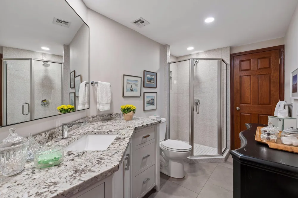 2950 Dean Parkway #1805 Minneapolis, MN 55416