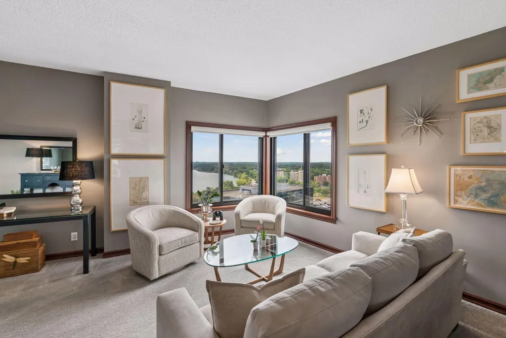 2950 Dean Parkway #1805 Minneapolis, MN 55416