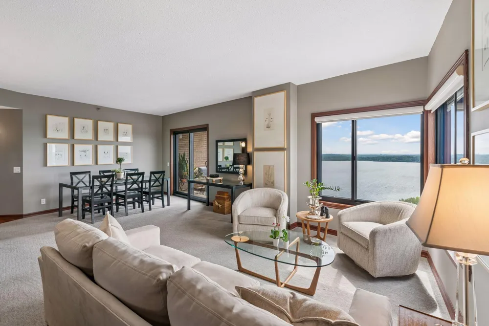 2950 Dean Parkway #1805 Minneapolis, MN 55416