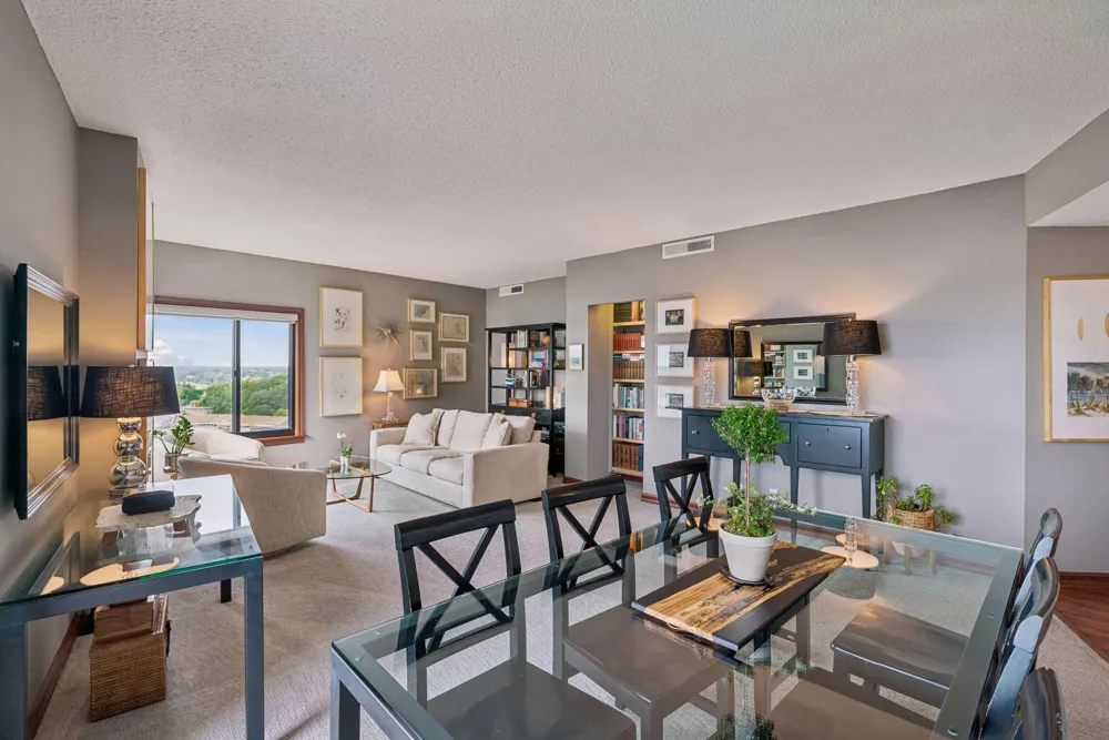 2950 Dean Parkway #1805 Minneapolis, MN 55416