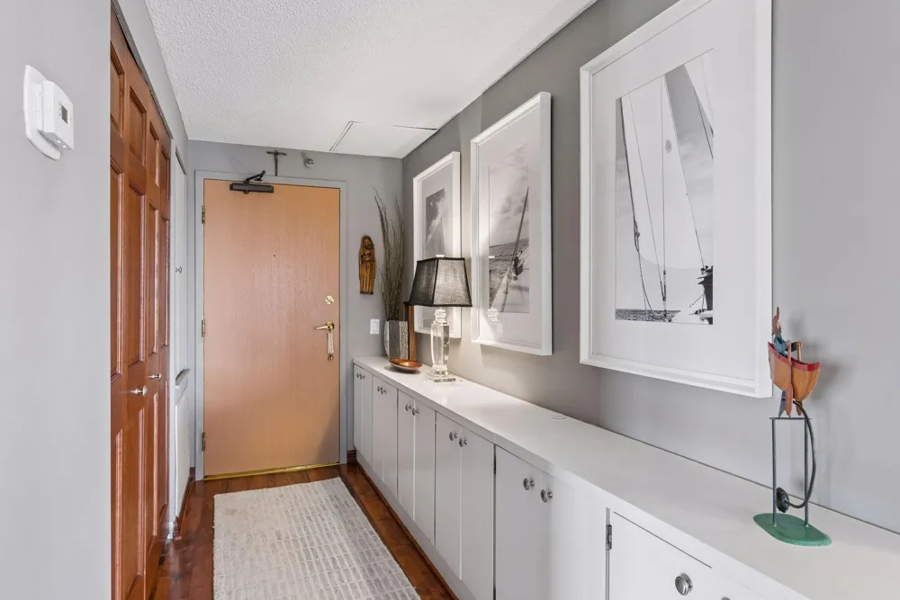 2950 Dean Parkway #1805 Minneapolis, MN 55416