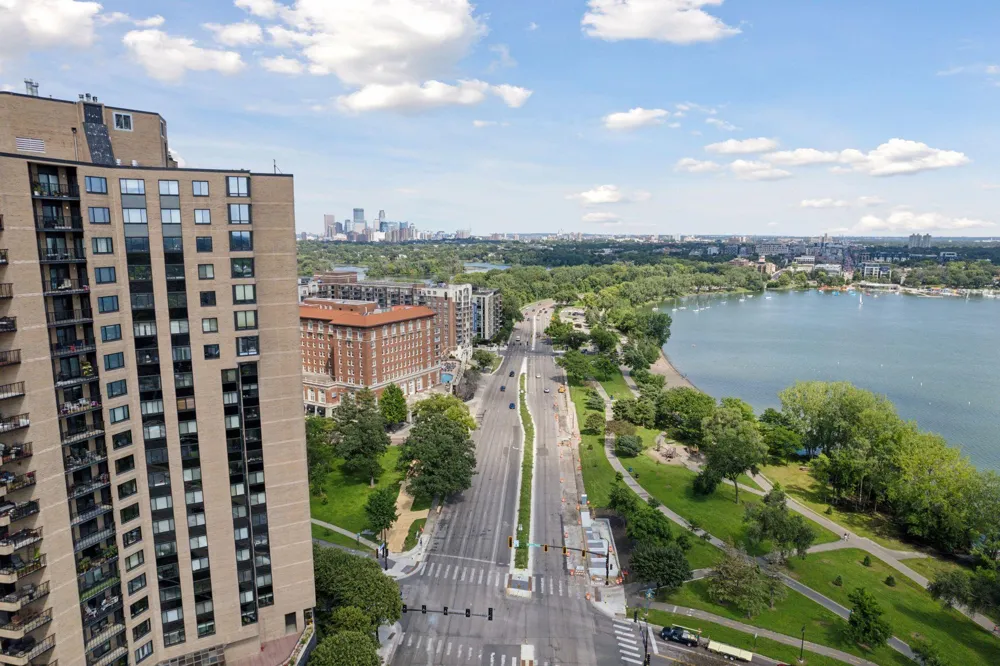 2950 Dean Parkway #1805 Minneapolis, MN 55416