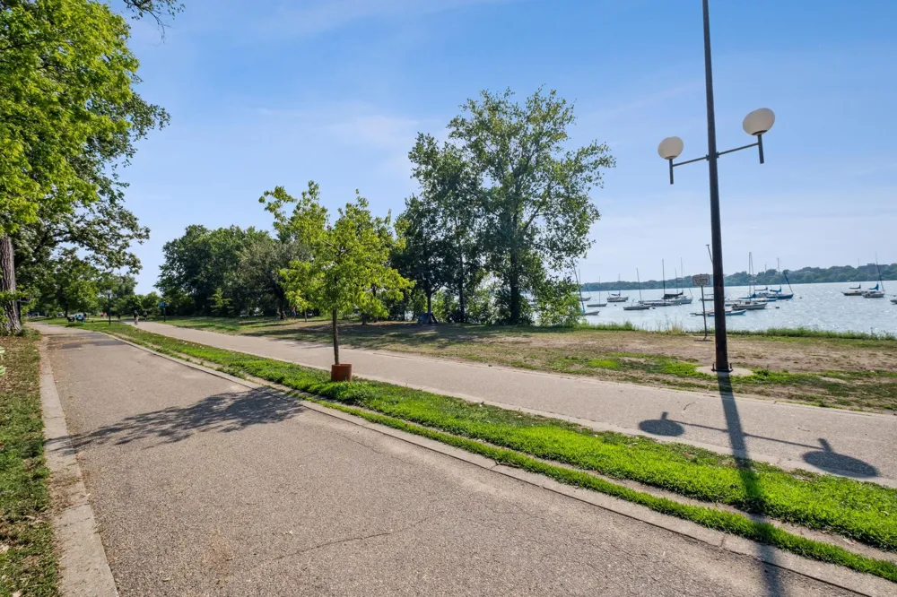 2950 Dean Parkway #1805 Minneapolis, MN 55416