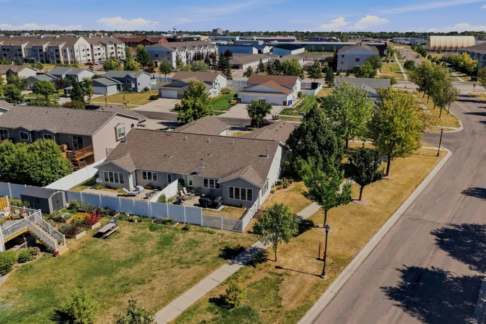 3595 Harrison Street S Fargo, ND 58104