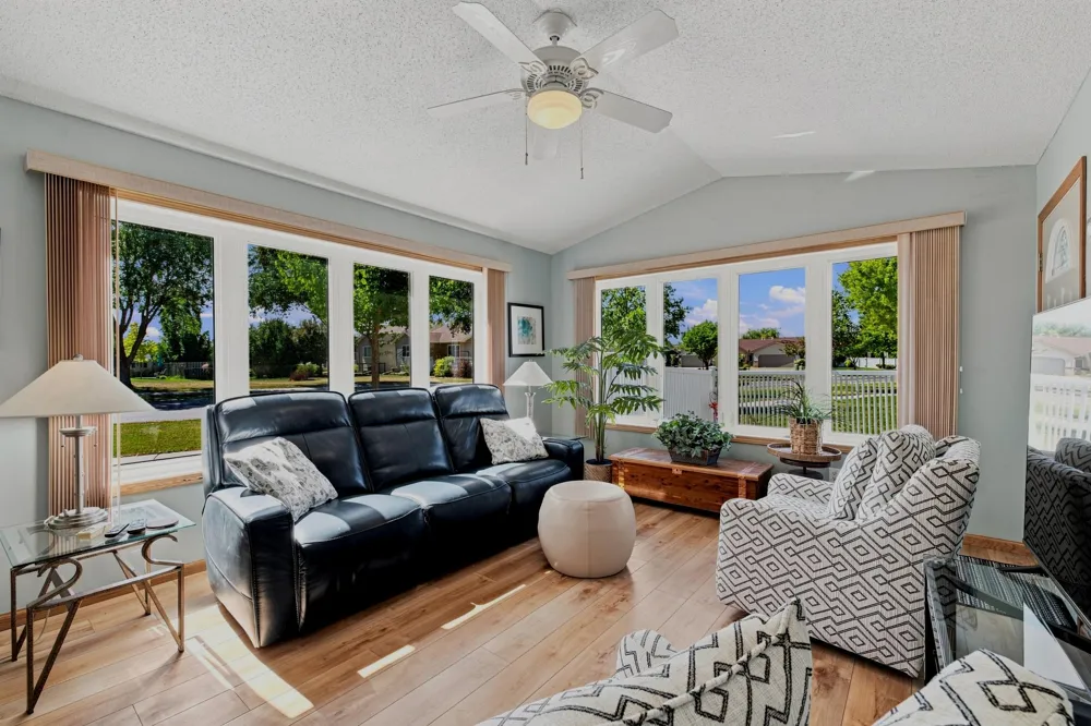 3595 Harrison Street S Fargo, ND 58104