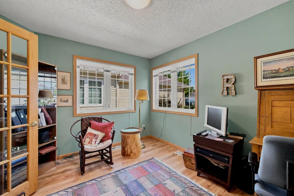 3595 Harrison Street S Fargo, ND 58104