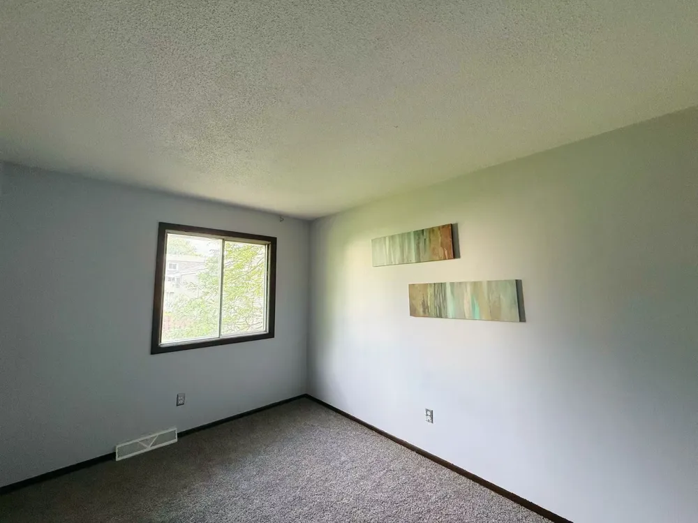 2342 Dorland Drive Maplewood, MN 55119
