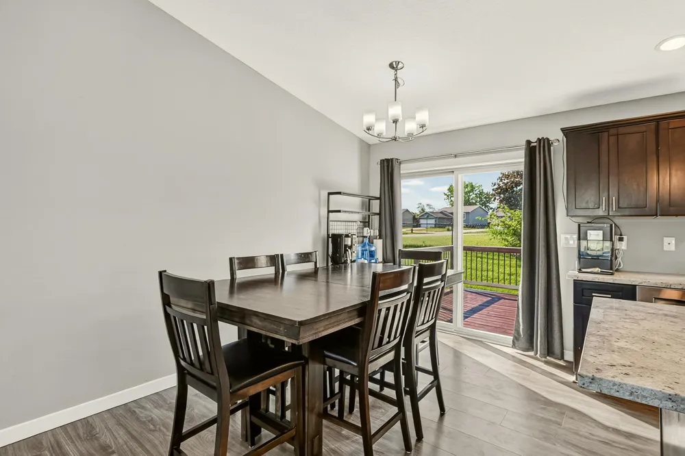 3908 Orchardview Lane NW Rochester, MN 55901