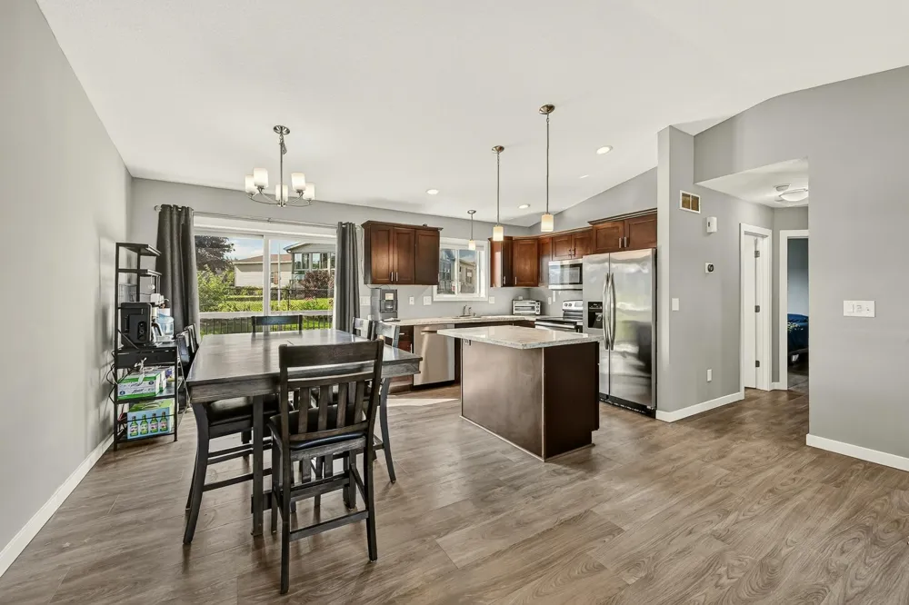 3908 Orchardview Lane NW Rochester, MN 55901