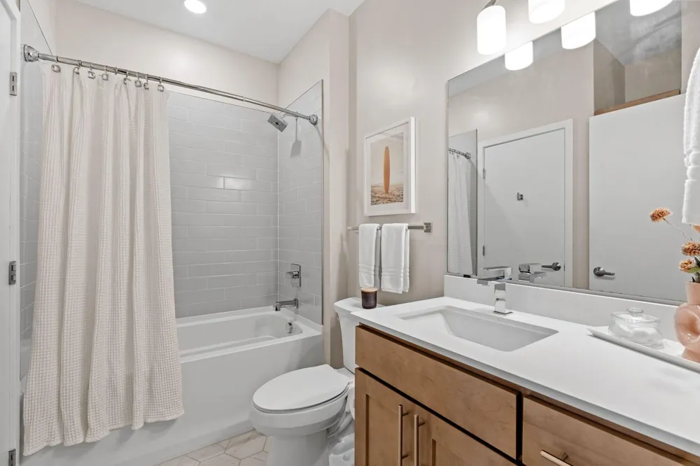 4745 Minnehaha Avenue #205 Minneapolis, MN 55406