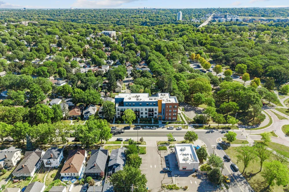 4745 Minnehaha Avenue #205 Minneapolis, MN 55406